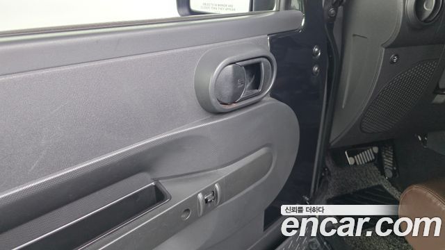 Jeep Wrangler 2010 — photo 14