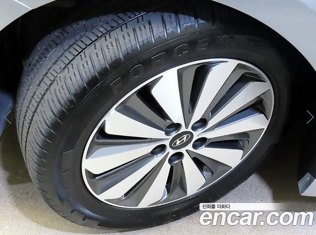 Hyundai Grandeur 2016 — photo 20