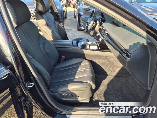 Genesis G80 2022 — photo 12