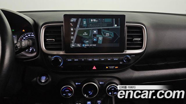 Hyundai Venue 2020 — photo 13