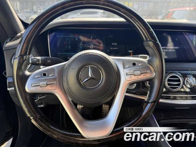 Mercedes-Benz S-Class 2018 — photo 12