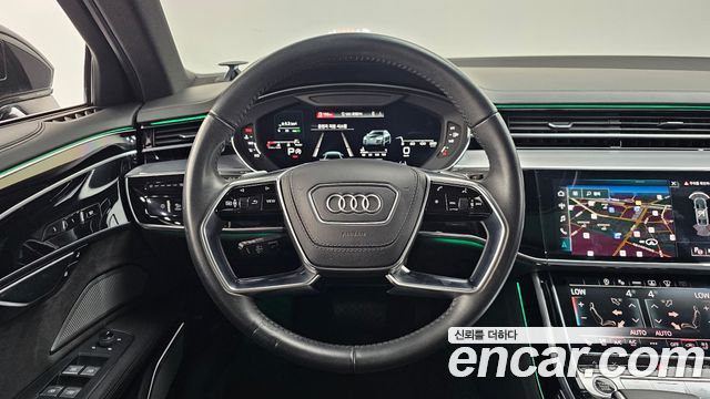 Audi A8 2021 — photo 19