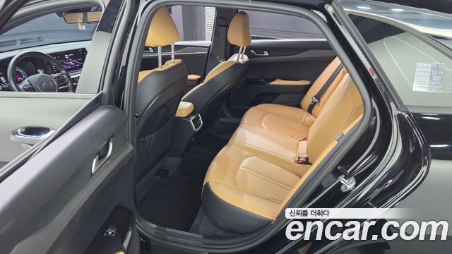 Kia K5 2021 — photo 11