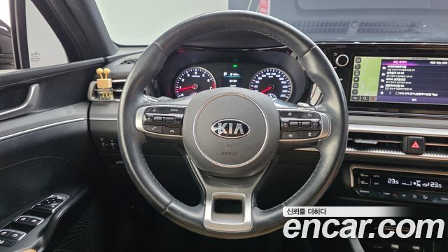 Kia K5 2021 — photo 14