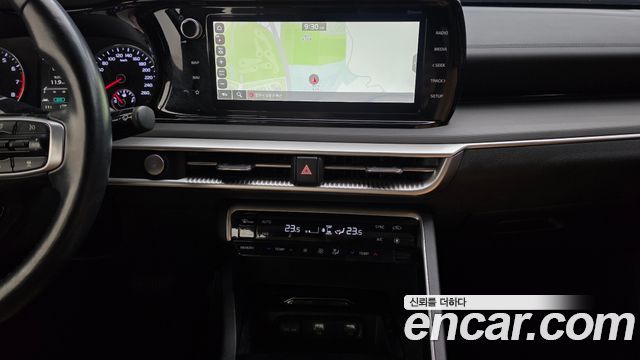 Kia K5 2021 — photo 16