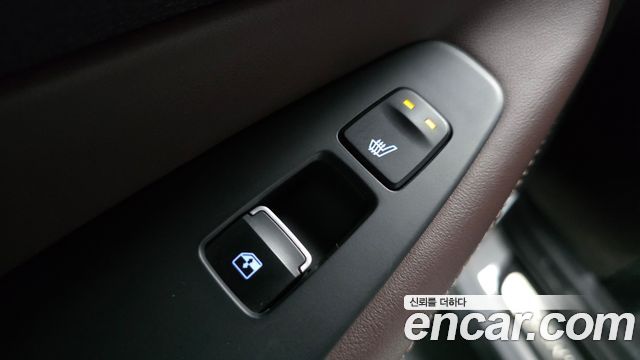 Hyundai Santafe 2019 — photo 19
