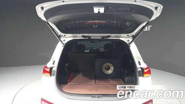 Hyundai Santafe 2019 — photo 20