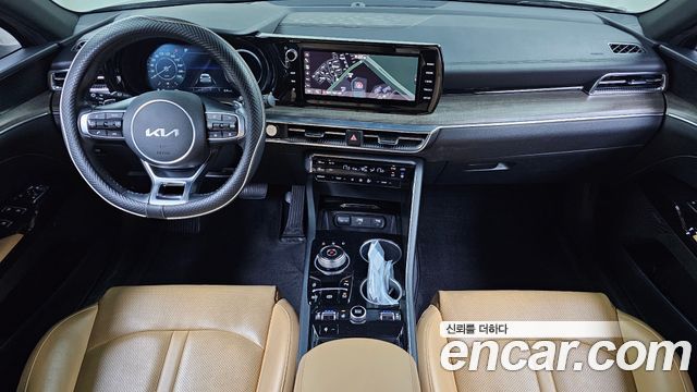 Kia K5 2022 — photo 10