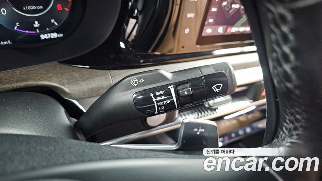 Kia K5 2022 — photo 25