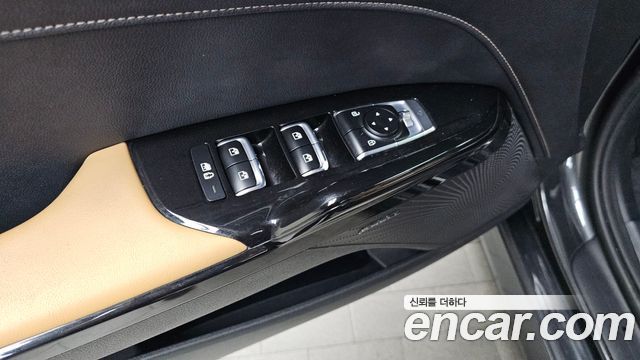 Kia K5 2022 — photo 26