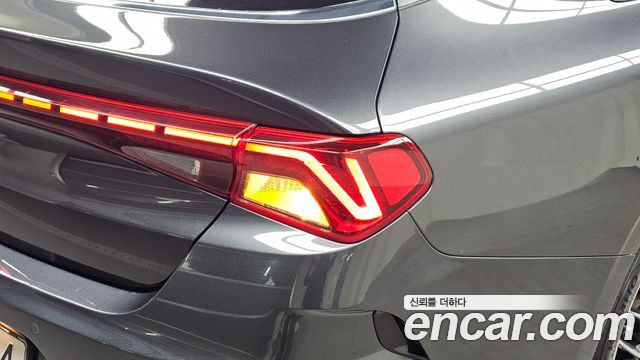Kia K5 2022 — photo 9