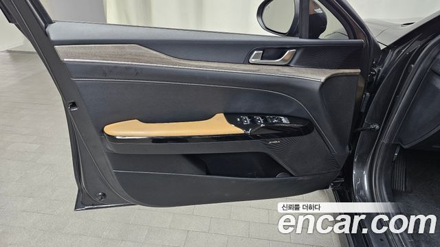 Kia K5 2022 — photo 14