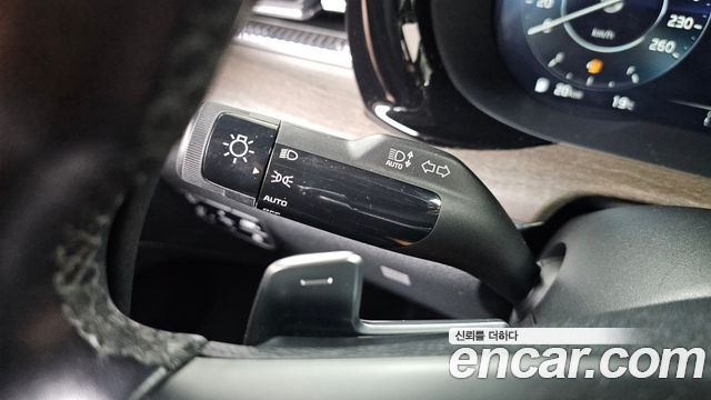 Kia K5 2022 — photo 28