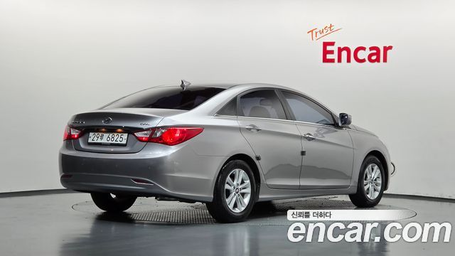 Hyundai Sonata 2012 — photo 2