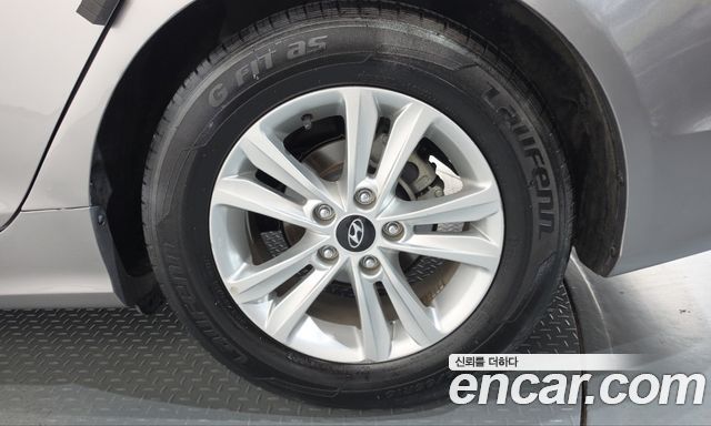 Hyundai Sonata 2012 — photo 7