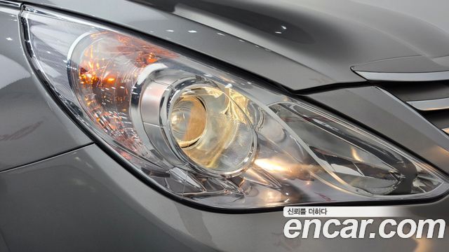 Hyundai Sonata 2012 — photo 8
