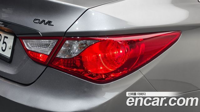 Hyundai Sonata 2012 — photo 9