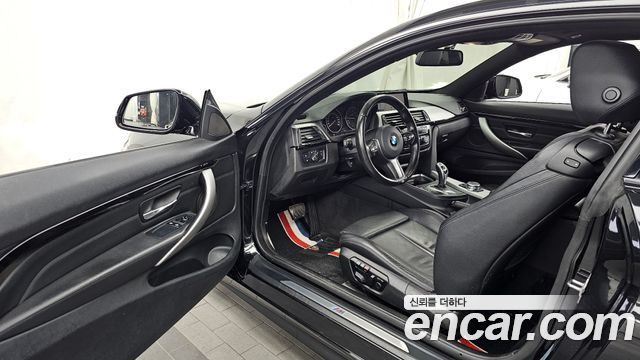 BMW 4-Series 2015 — photo 10