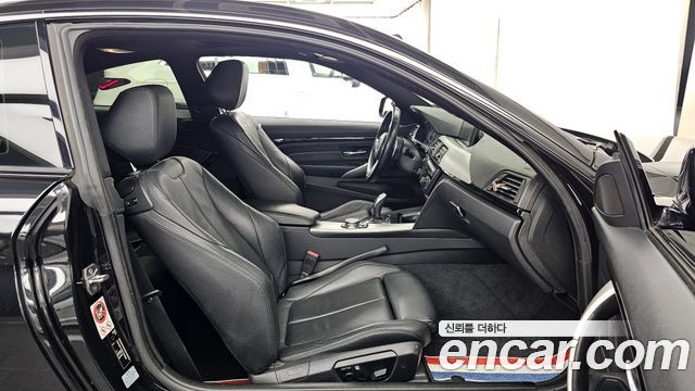 BMW 4-Series 2015 — photo 11