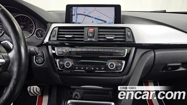 BMW 4-Series 2015 — photo 15