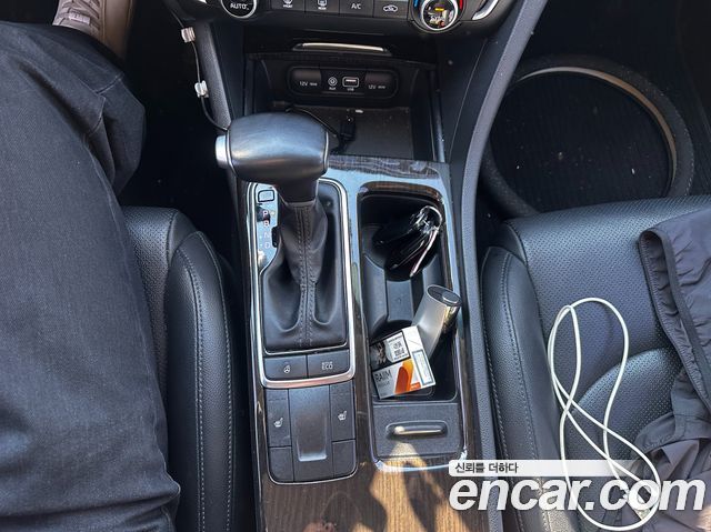 Kia K5 2018 — photo 8