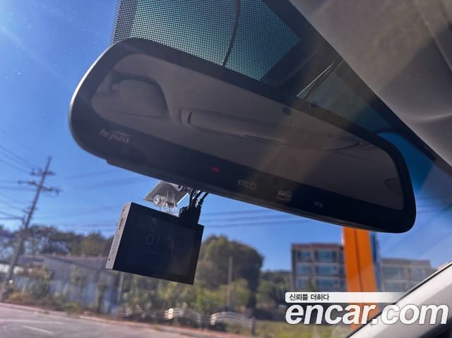 Kia K5 2018 — photo 14