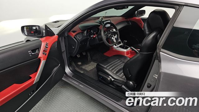Hyundai Genesis 2009 — photo 10