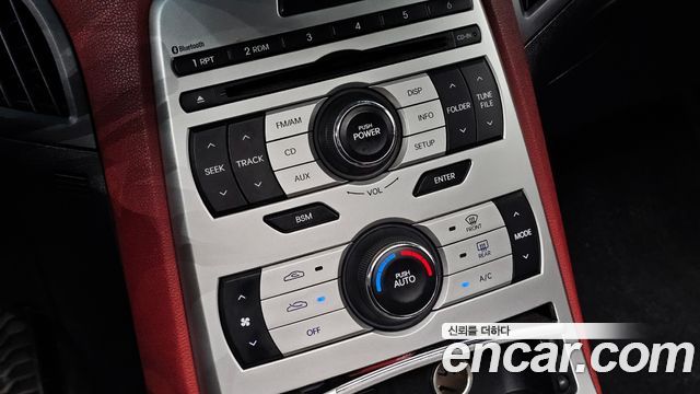 Hyundai Genesis 2009 — photo 16
