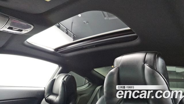 Hyundai Genesis 2009 — photo 17
