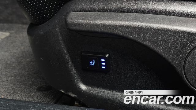 Hyundai Genesis 2009 — photo 19