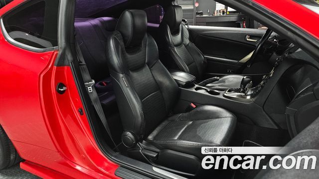 Hyundai Genesis 2012 — photo 11
