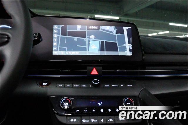 Hyundai AVANTE 2025 — photo 8
