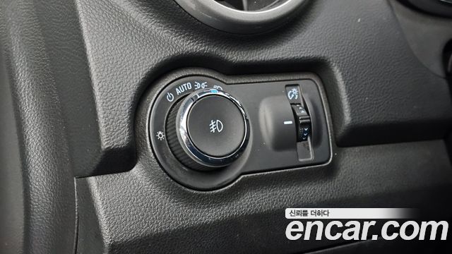 Chevrolet Korea Trax 2016 — photo 24