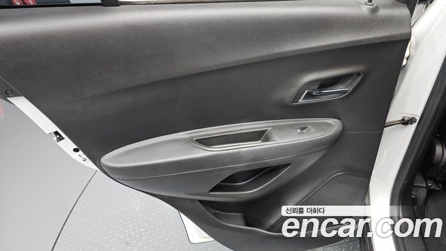 Chevrolet Korea Trax 2016 — photo 15