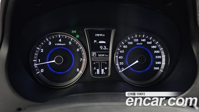 Hyundai Grandeur 2012 — photo 8