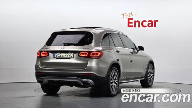 Mercedes-Benz GLC-Class 2022 — photo 2