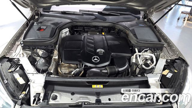 Mercedes-Benz GLC-Class 2022 — photo 6