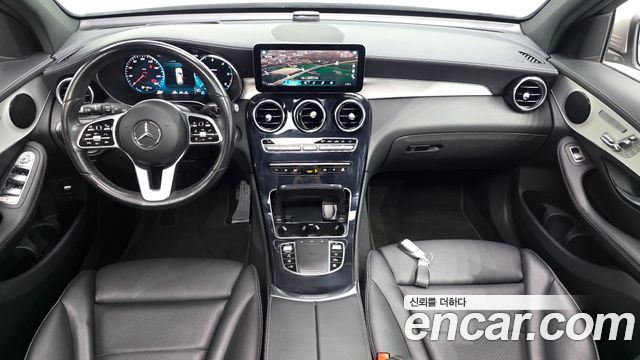 Mercedes-Benz GLC-Class 2022 — photo 10