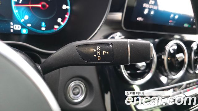 Mercedes-Benz GLC-Class 2022 — photo 12