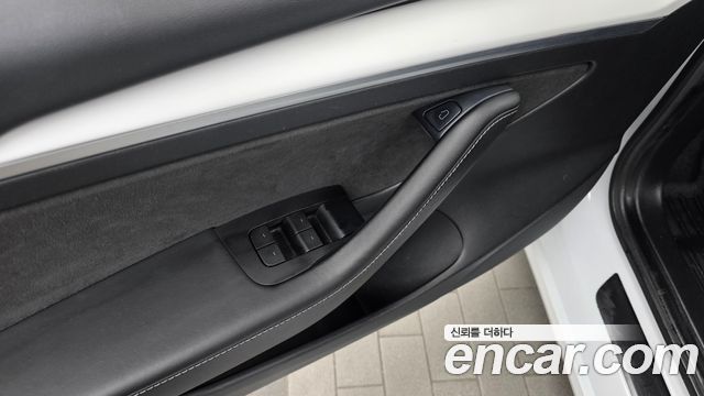 Tesla Model 3 2021 — photo 28