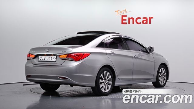 Hyundai Sonata 2014 — photo 2