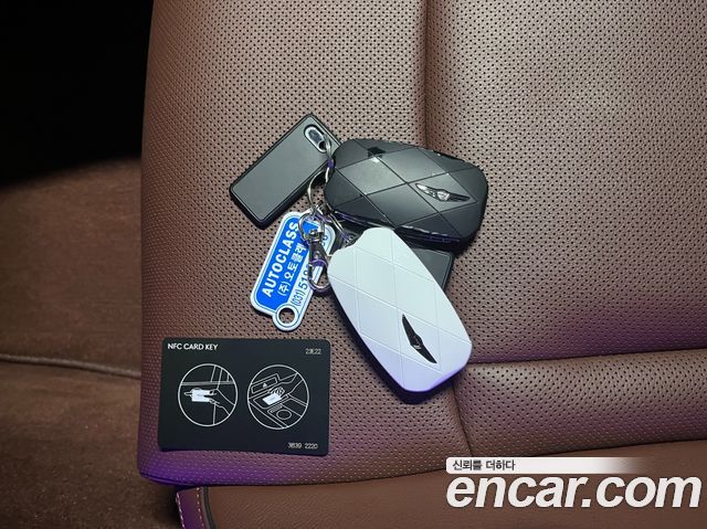 Genesis G90 2022 — photo 12
