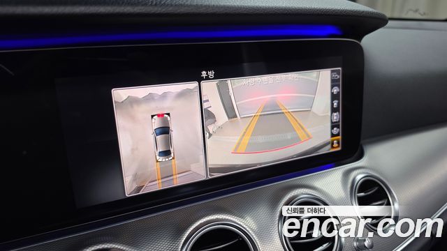 Mercedes-Benz E-Class 2019 — photo 22