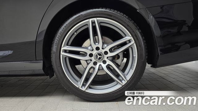 Mercedes-Benz E-Class 2019 — photo 7