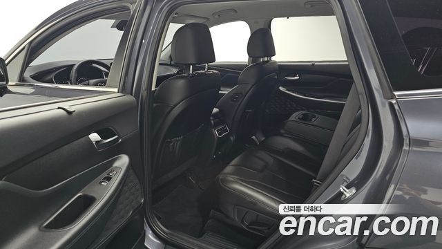 Hyundai Santafe 2021 — photo 18