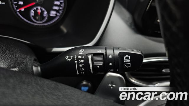 Hyundai Santafe 2021 — photo 29