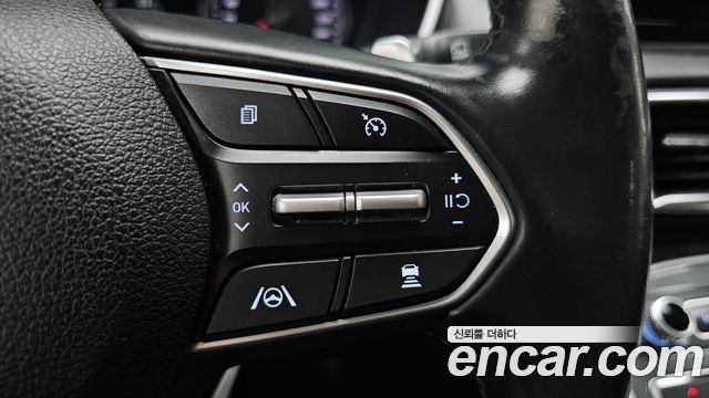 Hyundai Santafe 2021 — photo 32