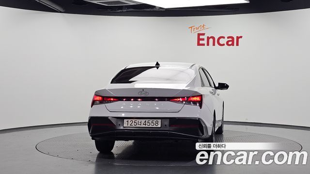 Hyundai AVANTE 2024 — photo 4