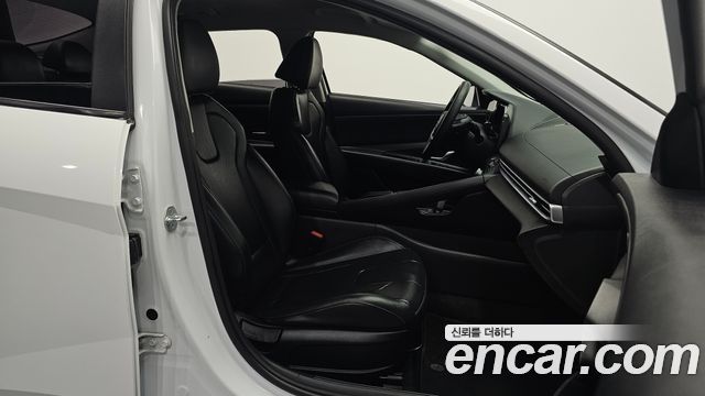 Hyundai AVANTE 2024 — photo 13