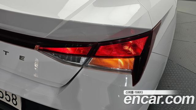 Hyundai AVANTE 2024 — photo 9